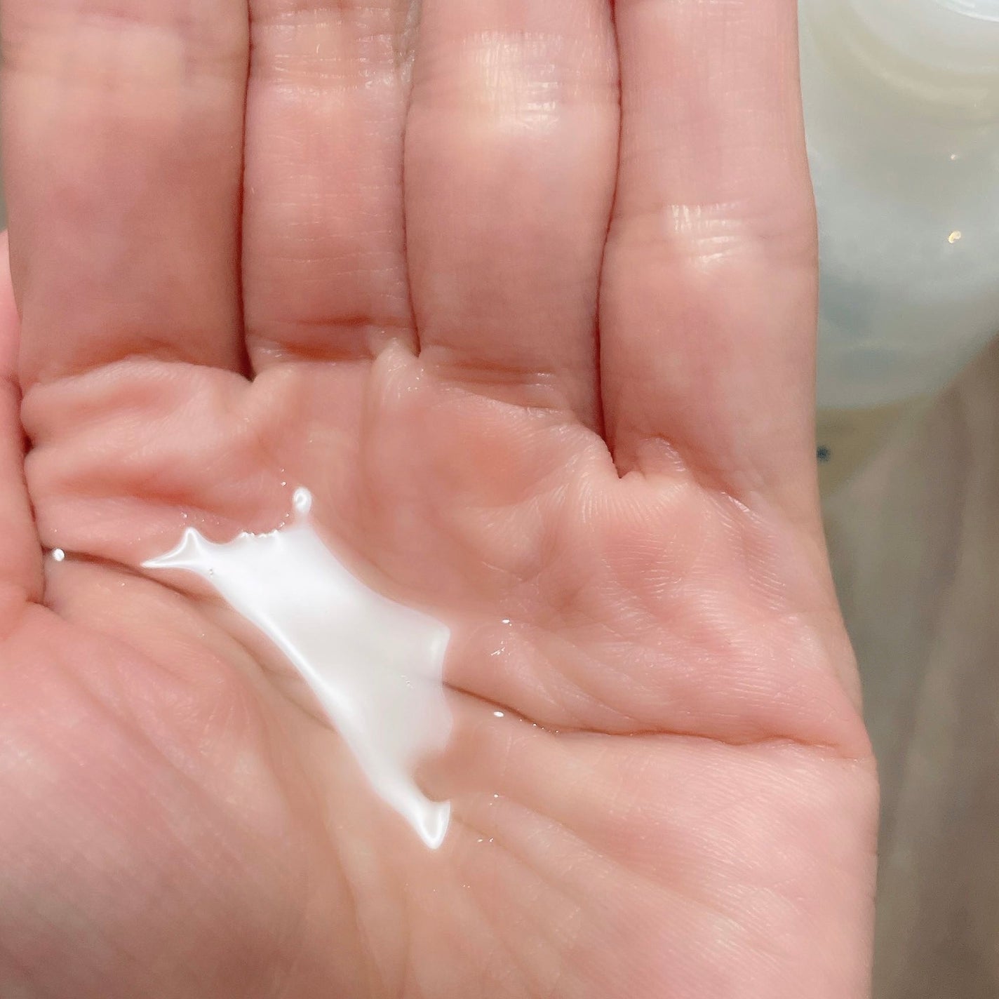 薬用ローション(しっとり)/IHADA/化粧水を使ったクチコミ(4枚目)