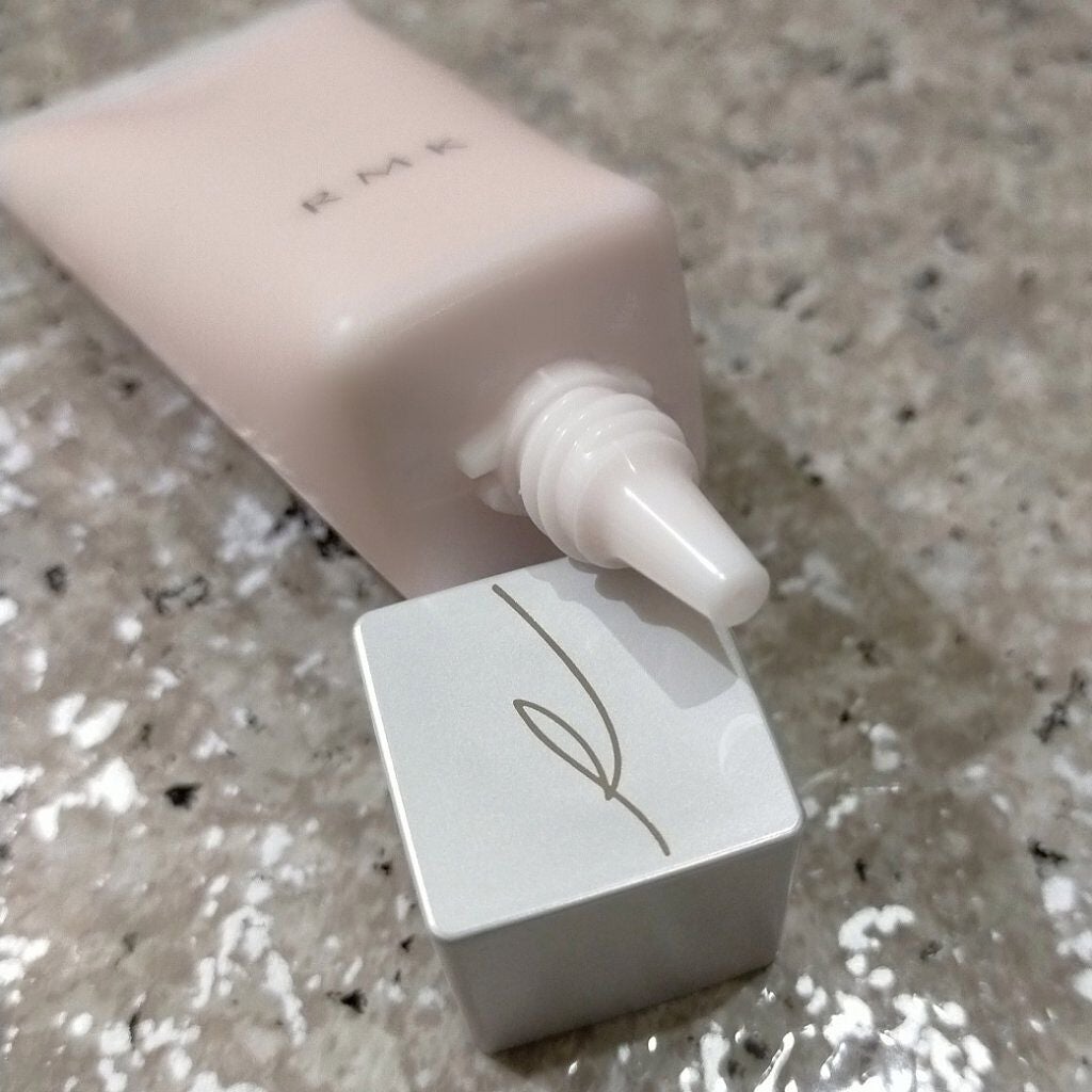 RMK スムースフィット ポアレスベース/RMK/化粧下地を使ったクチコミ(2枚目)