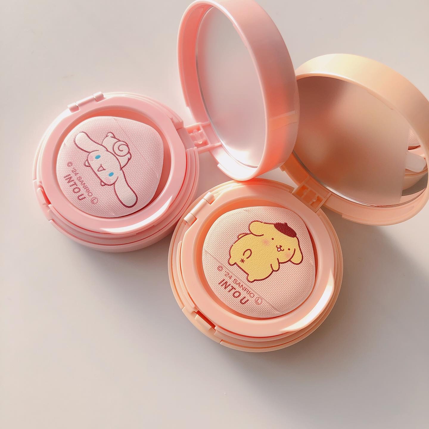 ファーリークッションブラッシュ/INTO U/パウダーチークを使ったクチコミ（1枚目）