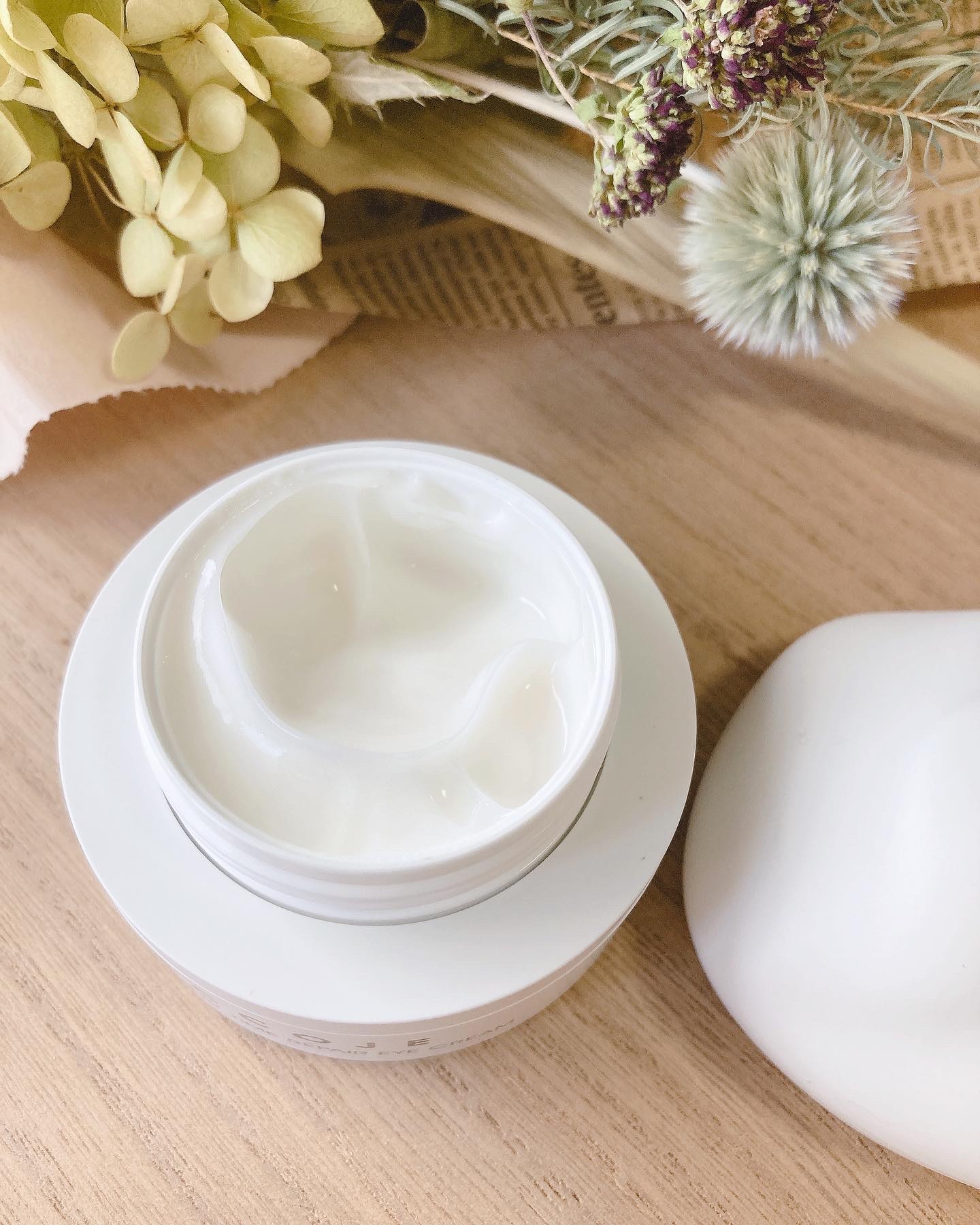 バイタル イン ジェジュ タイム リペア アイクリーム/ACCOJE/アイケア・アイクリームを使ったクチコミ（3枚目）