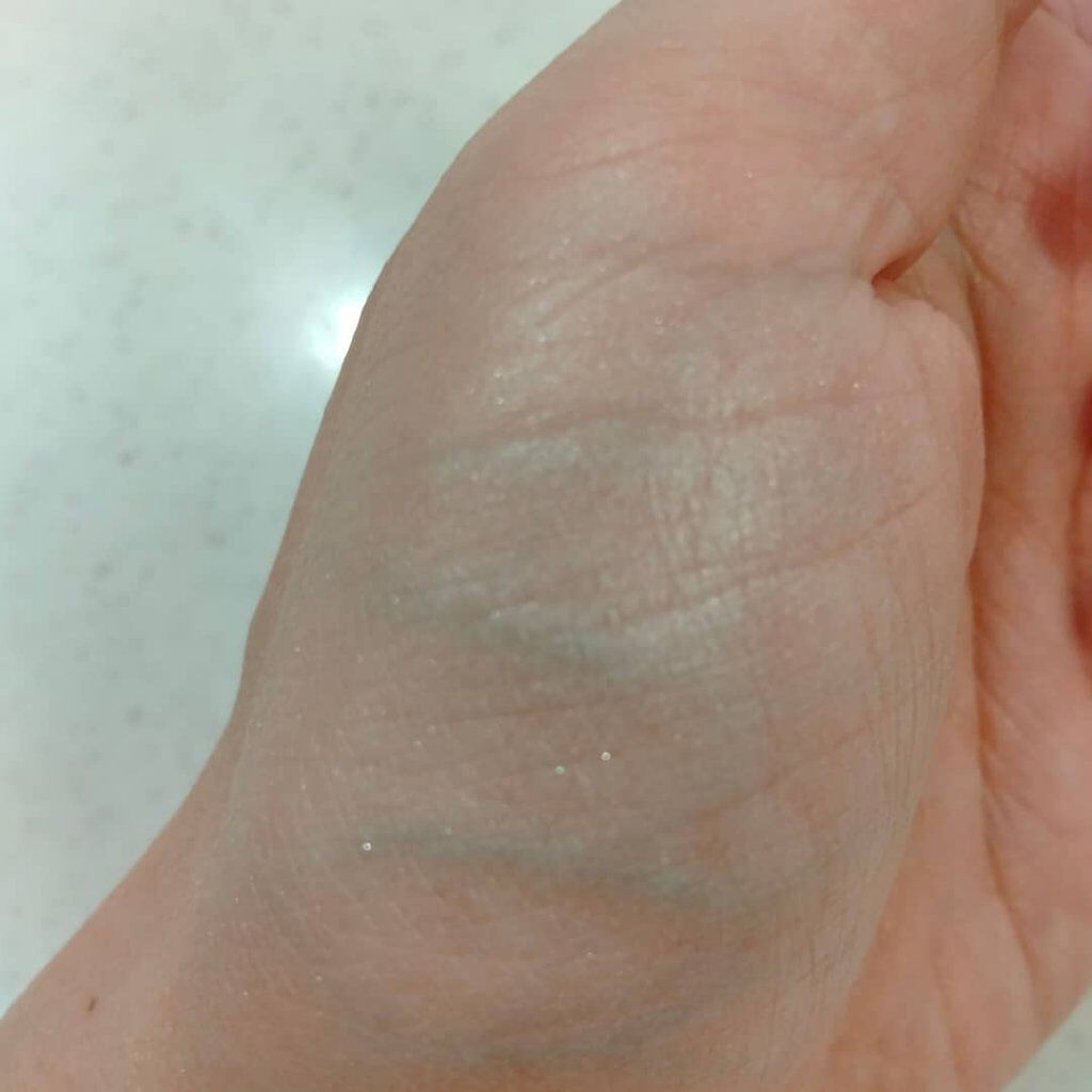 フラロッソ ルーチ ハイライター/アスタリフト/パウダーハイライトを使ったクチコミ（2枚目）