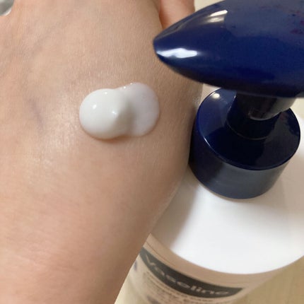 ディープリーエンリッチド ボディローション フローラルラベンダーの香り/ヴァセリン/ボディローションを使ったクチコミ(4枚目)