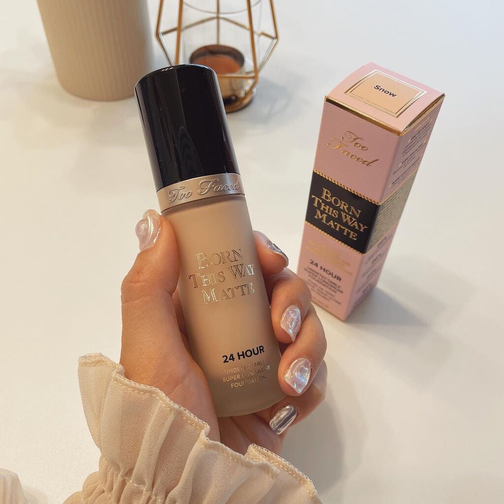 ボーン ディス ウェイ アンディテクタブル 24H マット ファンデーション スノー/Too Faced/リキッドファンデーションを使ったクチコミ（1枚目）