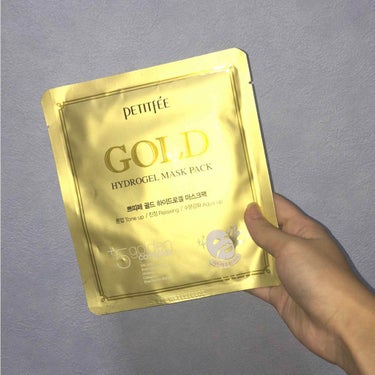 Petitfee Gold Hydrogel Mask Packのクチコミ「韓国で買ったパック🍋

PETITFE  GOLD HYDROGEL MASK PACK
쁘띠.....」（1枚目）