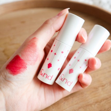 アンドバイロムアンド グラッシーボムティント/&nd by rom&nd/リップティントを使ったクチコミ(2枚目)