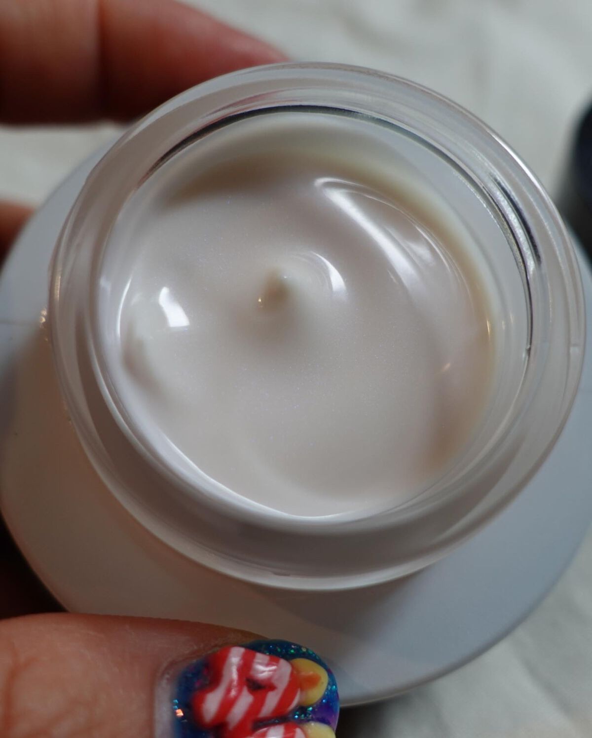 クリーム　イン　デイ/KANEBO/フェイスクリームを使ったクチコミ（2枚目）