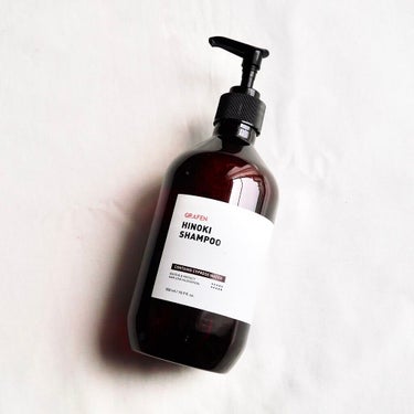 GRAFEN  HINOKI SHAMPOOのクチコミ「ヒノキパワーで髪に栄養を✨

【ポイント】
✓ヒノキ水10%＋ヒノキ濃縮オイル配合
✓人間の肌.....」（2枚目）