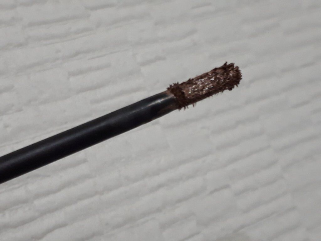 スパークリングアイグロス/スウィーツ スウィーツ/リキッドアイシャドウを使ったクチコミ(3枚目)