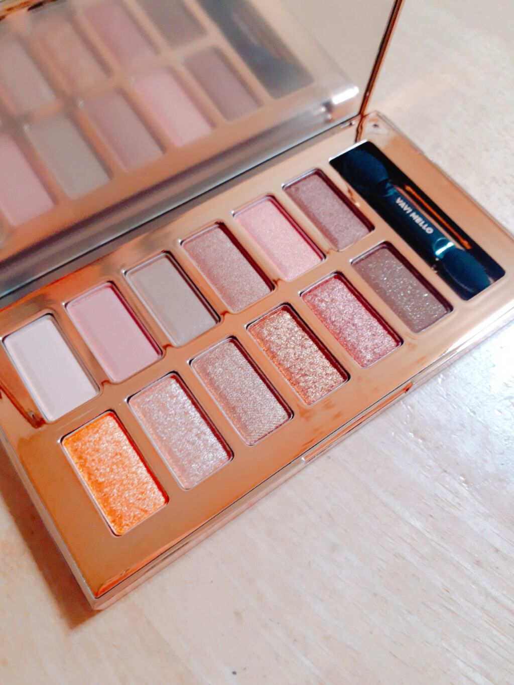 バレンタインボックス/VAVI MELLO/アイシャドウパレットを使ったクチコミ(1枚目)