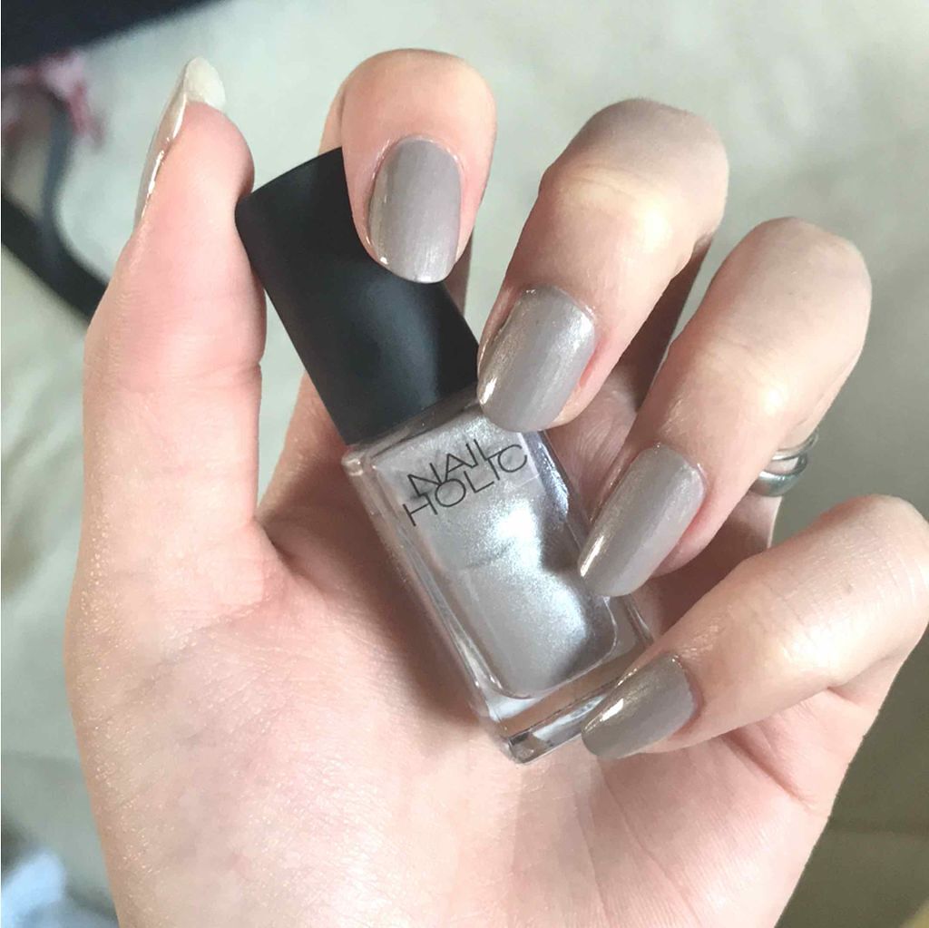 ネイルホリック Classic color GY007/ネイルホリック/マニキュアを使ったクチコミ（2枚目）