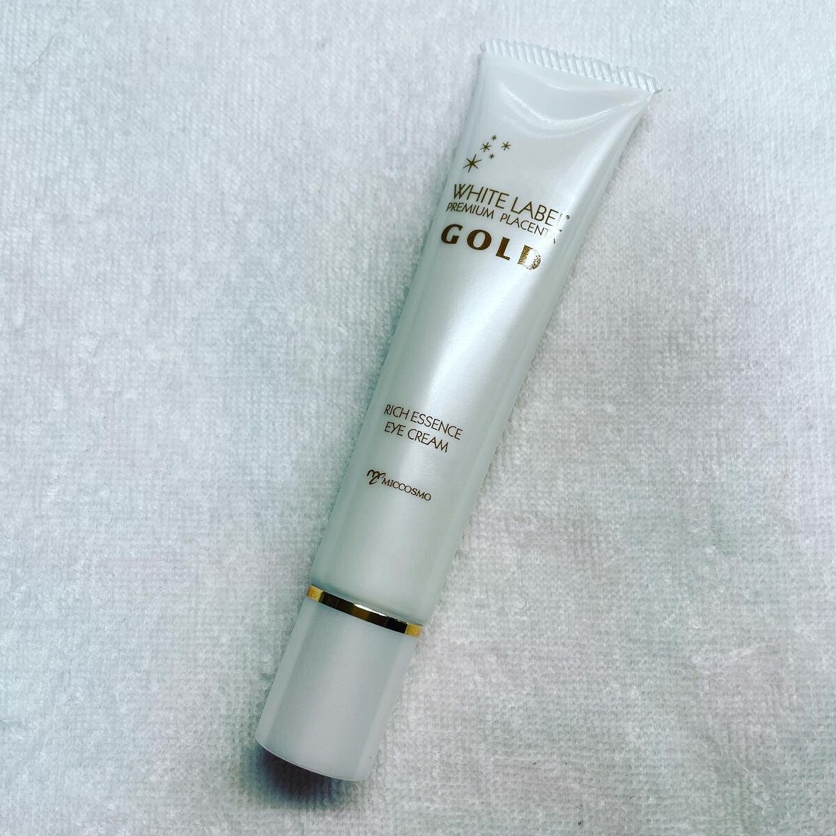 金のプラセンタもっちり白肌濃クマトリーナ/ホワイトラベル/アイケア・アイクリームを使ったクチコミ（2枚目）