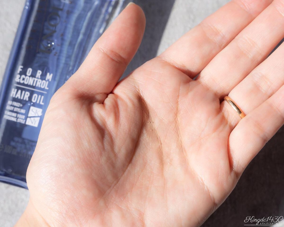 フォルムコントロール ヘアオイル W/スティーブンノル ニューヨーク/ヘアオイルを使ったクチコミ(4枚目)