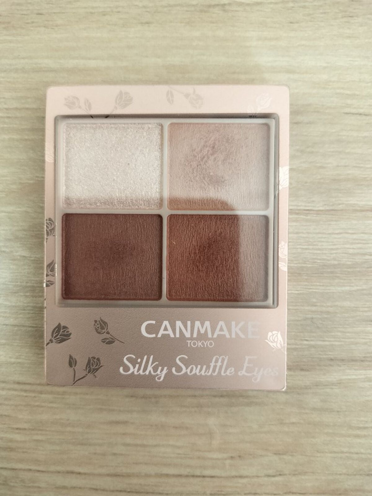 シルキースフレアイズ(マットタイプ)/キャンメイク/アイシャドウパレットを使ったクチコミ(1枚目)