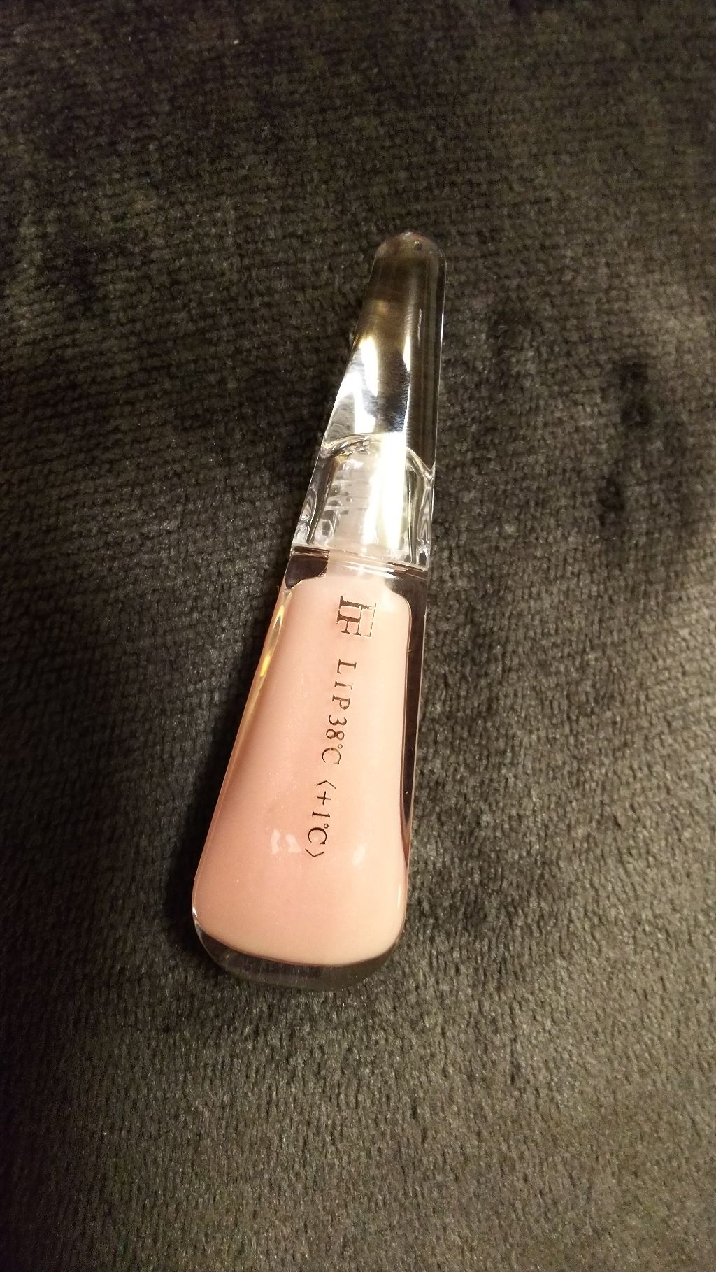 38°C / 99°F リップトリートメント (リップ美容液)/UZU BY FLOWFUSHI/リップケアを使ったクチコミ（1枚目）