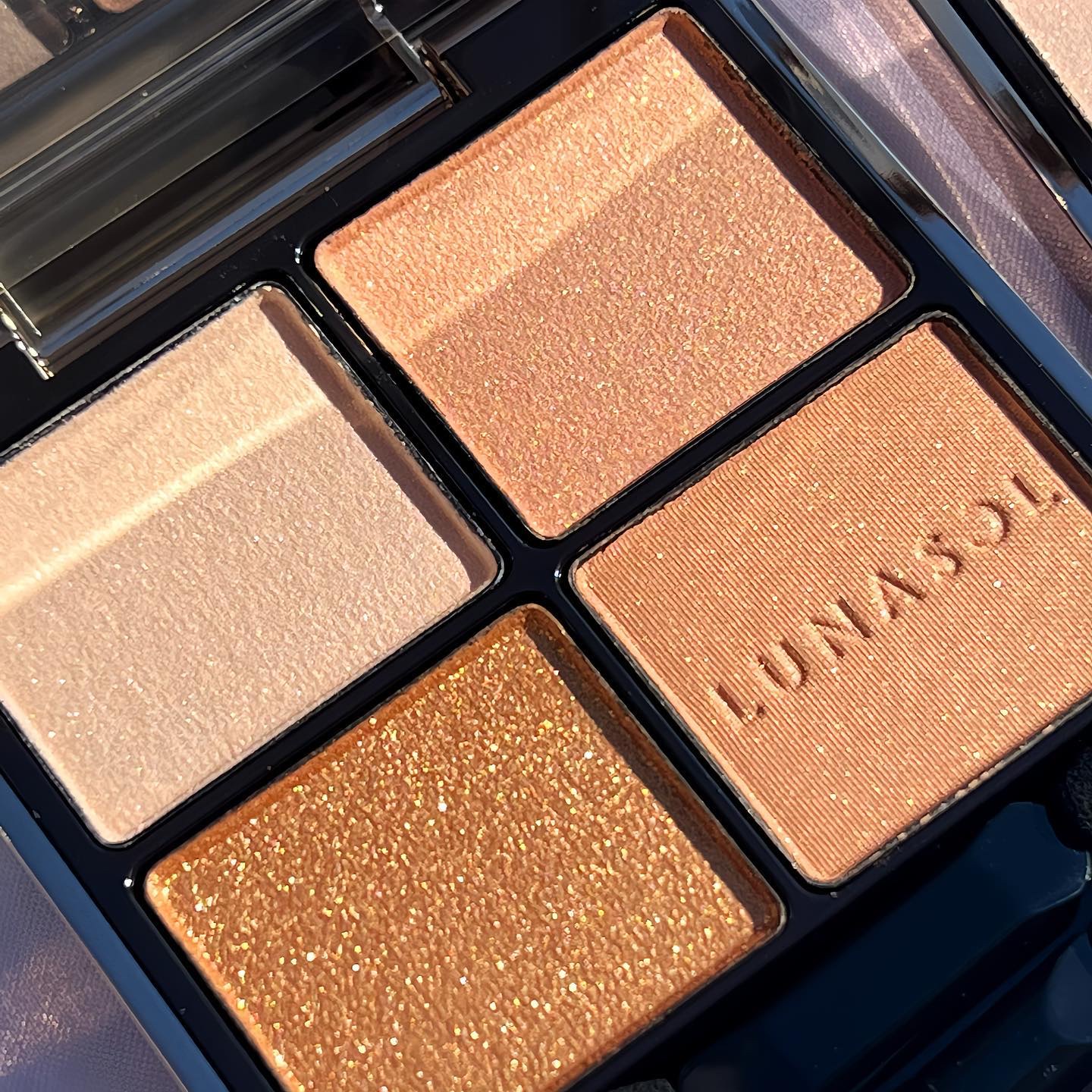 アイカラーレーション 23 Morning Glow/LUNASOL/アイシャドウパレットを使ったクチコミ（3枚目）