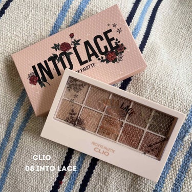 ○CLIO
プロアイパレット　
08 Into Lace

クリオのパレット新色🥺Qoo10見たらしれっと出てて、ブラウンパレット好きなのでつい購入...

マット5色とグリッター5色のパレット🎨

マ