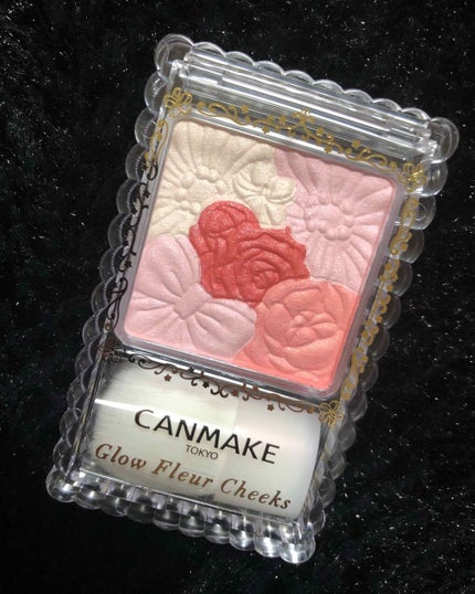 グロウフルールチークス 06 ミルキーレッドフルール/キャンメイク/パウダーチークを使ったクチコミ(1枚目)