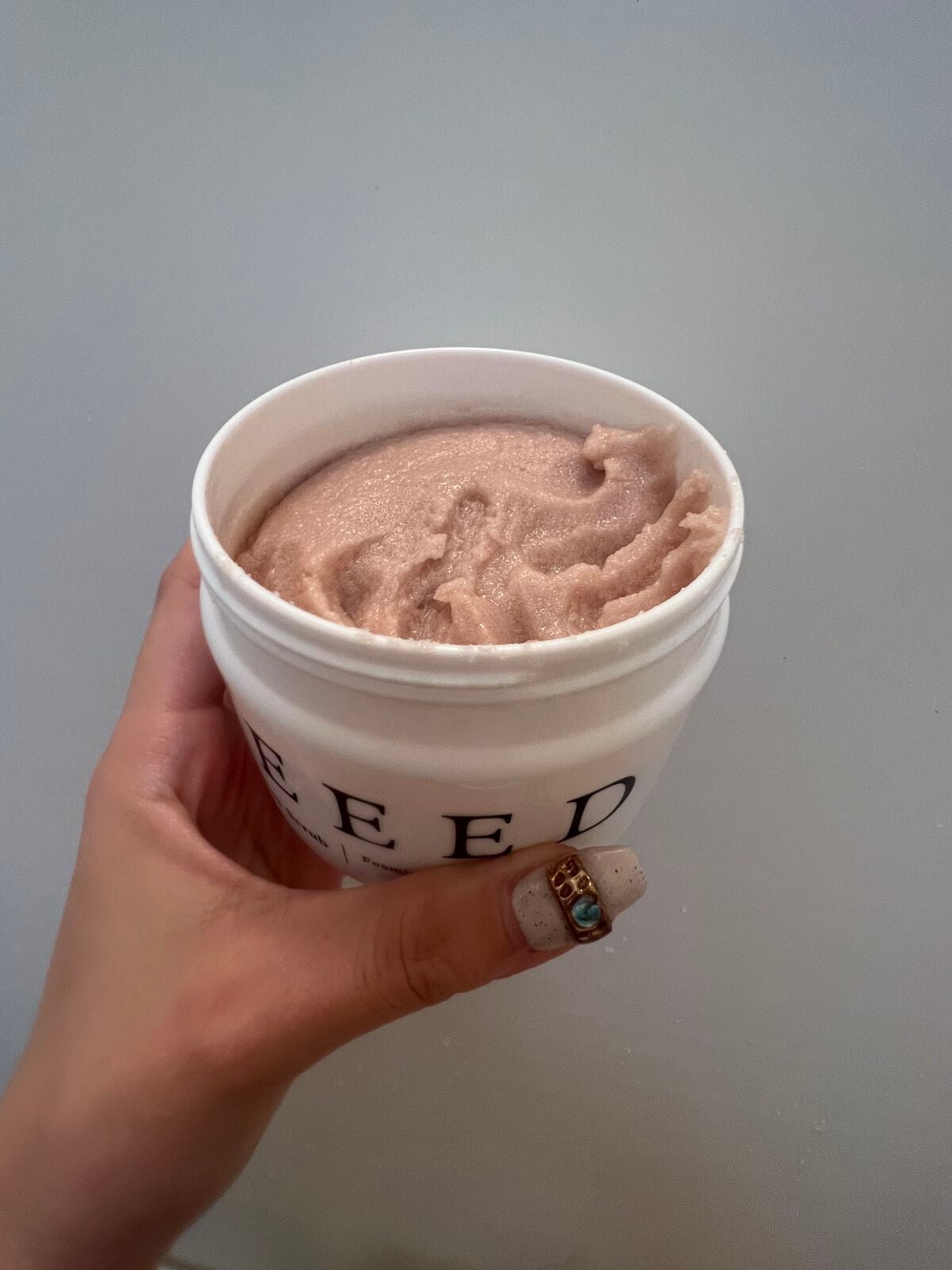 ブリススクラブ/WEEED/ボディスクラブを使ったクチコミ(1枚目)