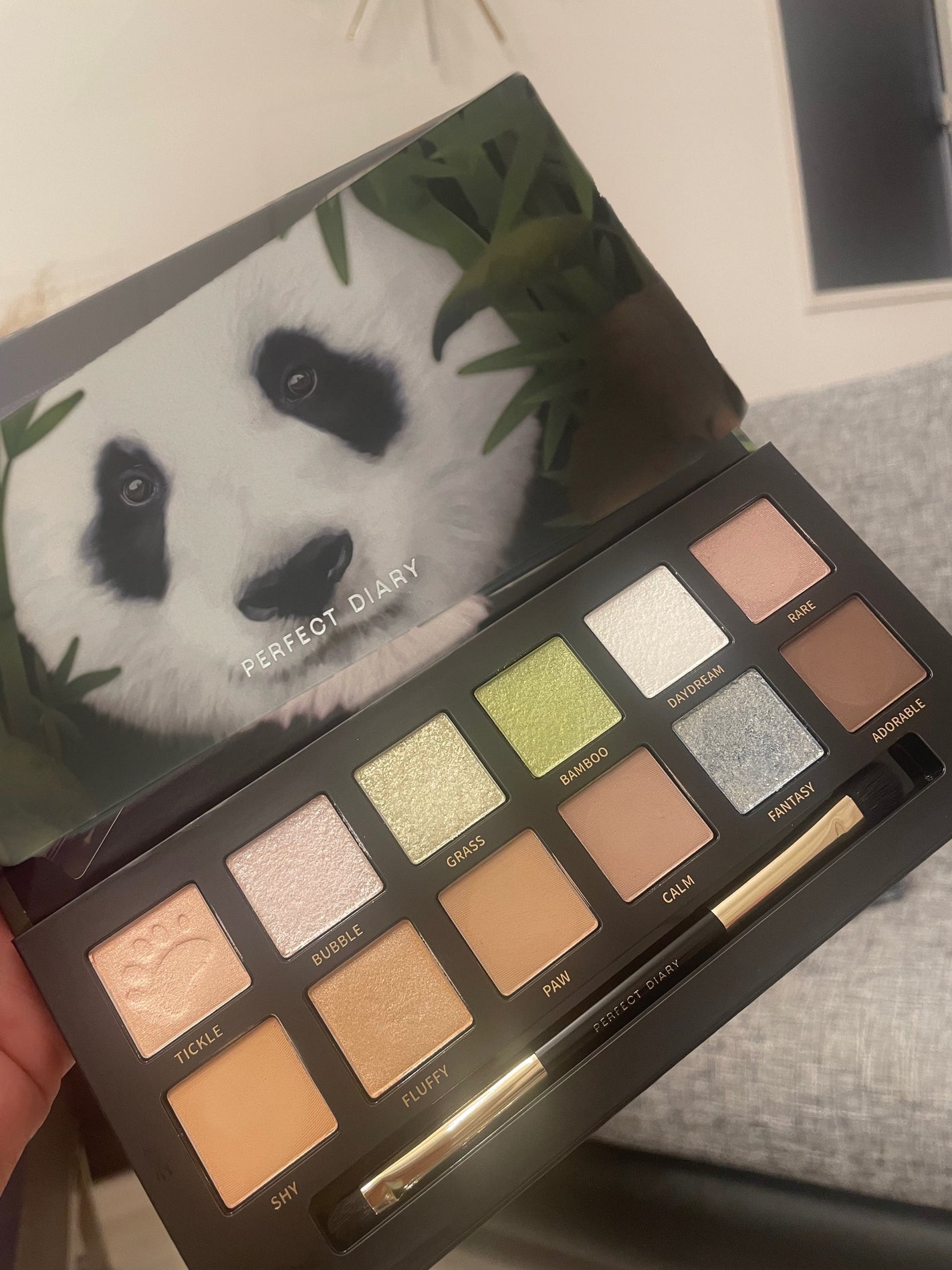 エクスプローラ12色 動物アイシャドウパレット/PERFECT DIARY/アイシャドウパレットを使ったクチコミ(1枚目)