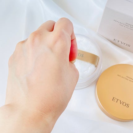 ミネラルリフレクティングスキンパウダー/エトヴォス/ルースパウダーを使ったクチコミ(5枚目)