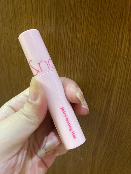 ジューシーラスティングティント/rom&nd/リップティントを使ったクチコミ(1枚目)