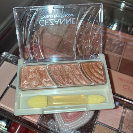 トーンアップアイシャドウ/CEZANNE/アイシャドウパレットを使ったクチコミ(2枚目)