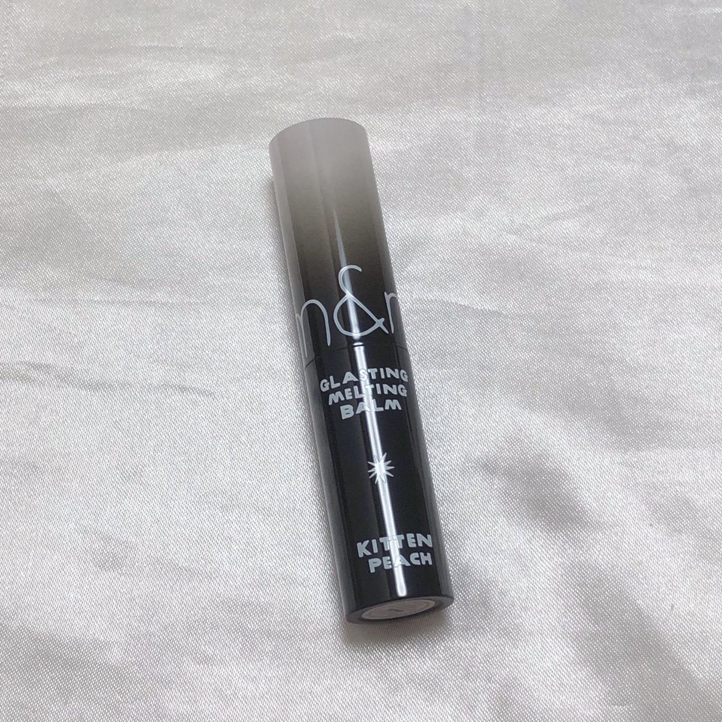 グラスティングメルティングバーム/rom&nd/リップバームを使ったクチコミ(3枚目)