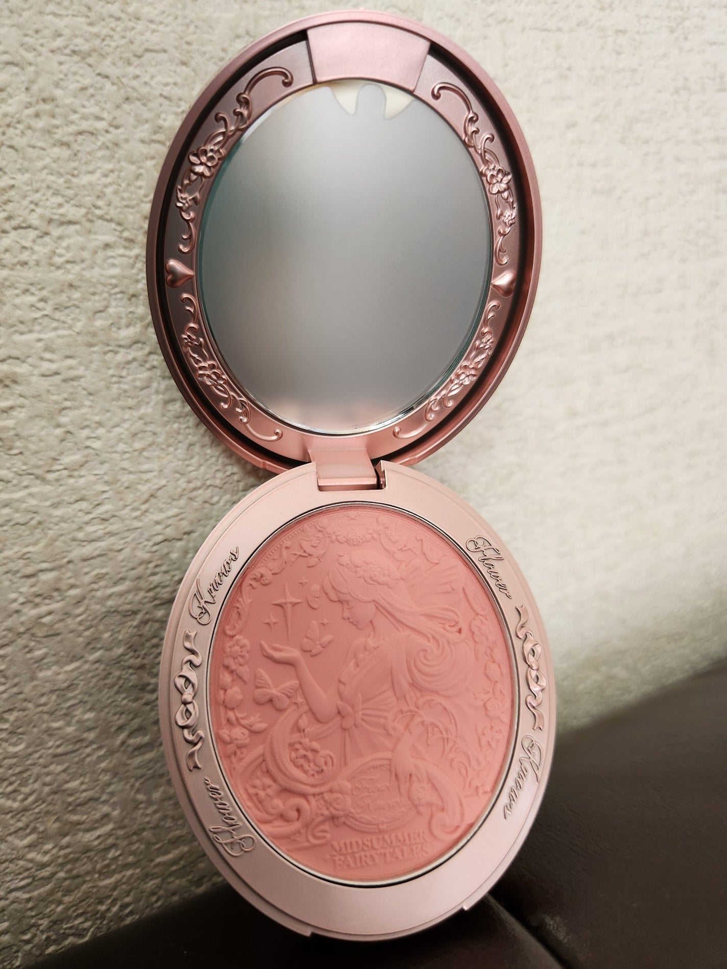 ミッドサマーフェアリーテイルズ コレクション ベルベットチークブラッシュ/FlowerKnows/パウダーチークを使ったクチコミ(3枚目)