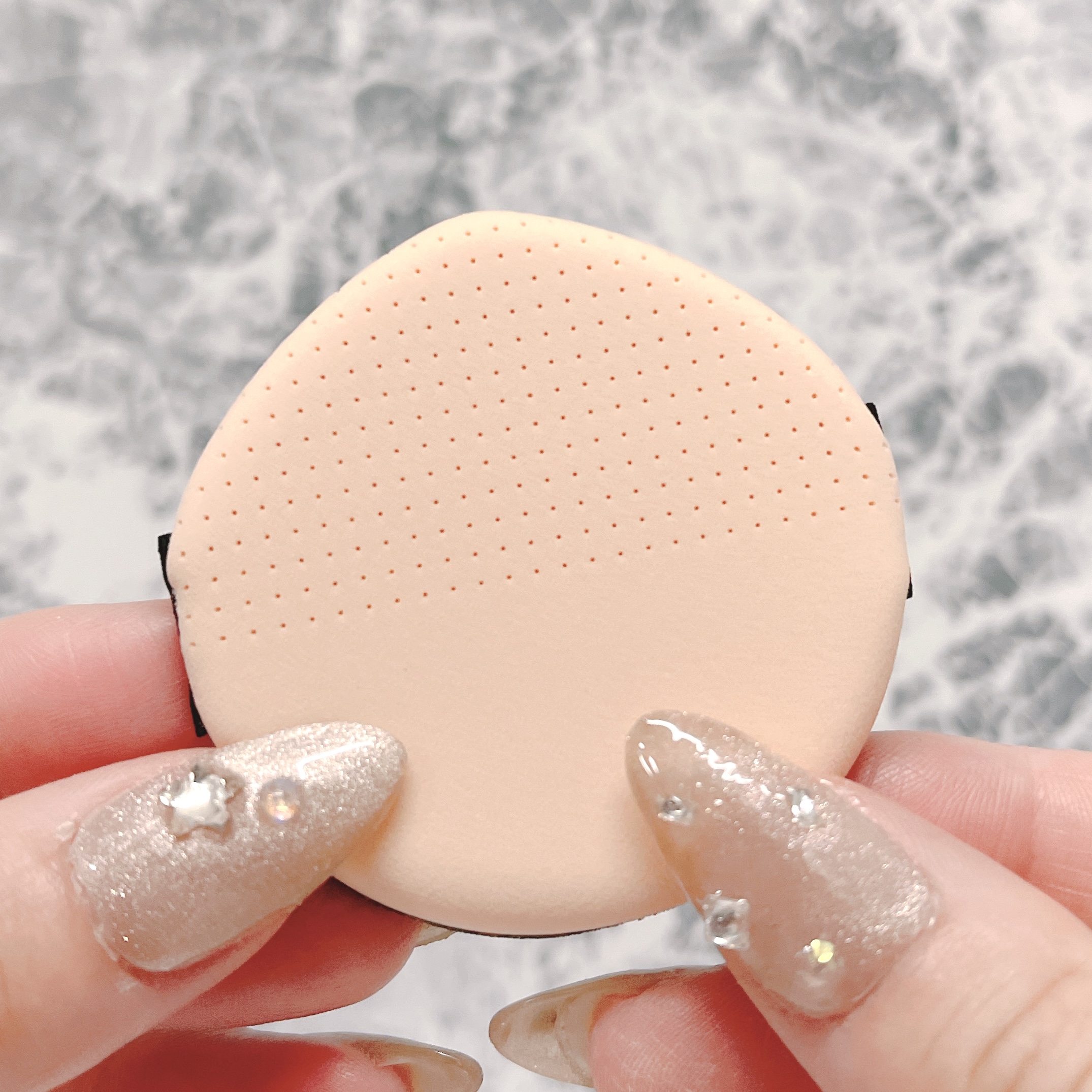 グロウフィットセラムカバークッション/ダルバ/クッションファンデーションを使ったクチコミ（3枚目）