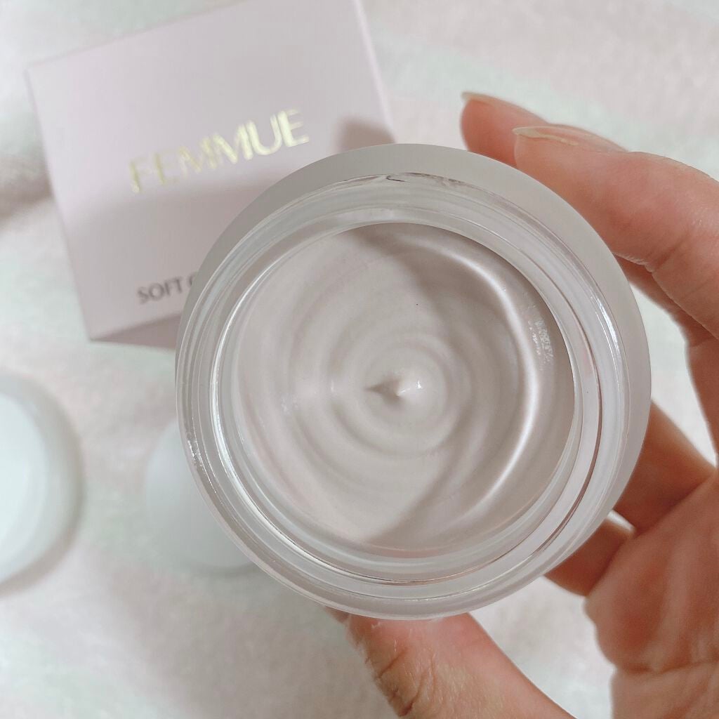 ソフトクレイ ベルベットマスク/FEMMUE/洗い流すパック・マスクを使ったクチコミ(2枚目)