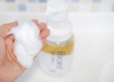 ザフェイス 泡洗顔料 スムースクリア/ビオレ/泡洗顔を使ったクチコミ（2枚目）