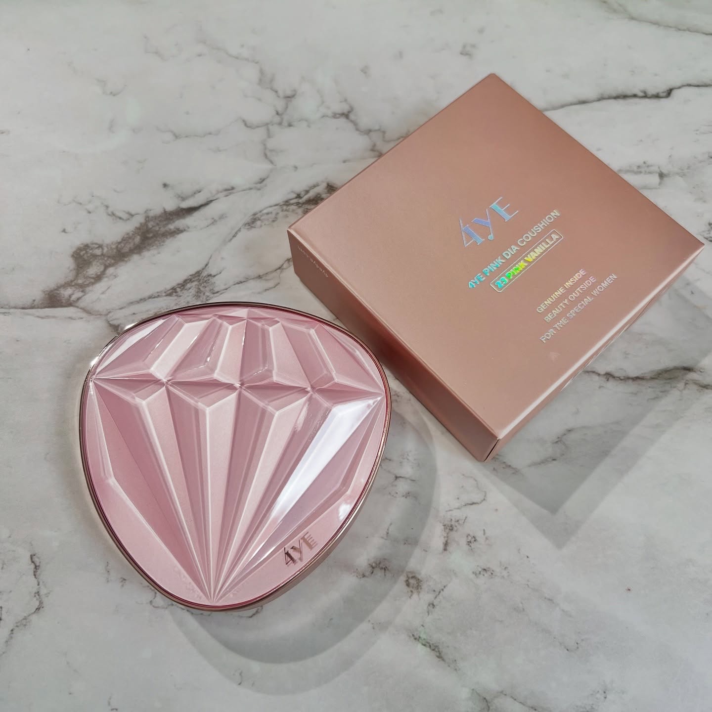 ピンクダイヤクッション/4YE/クッションファンデーションを使ったクチコミ（1枚目）