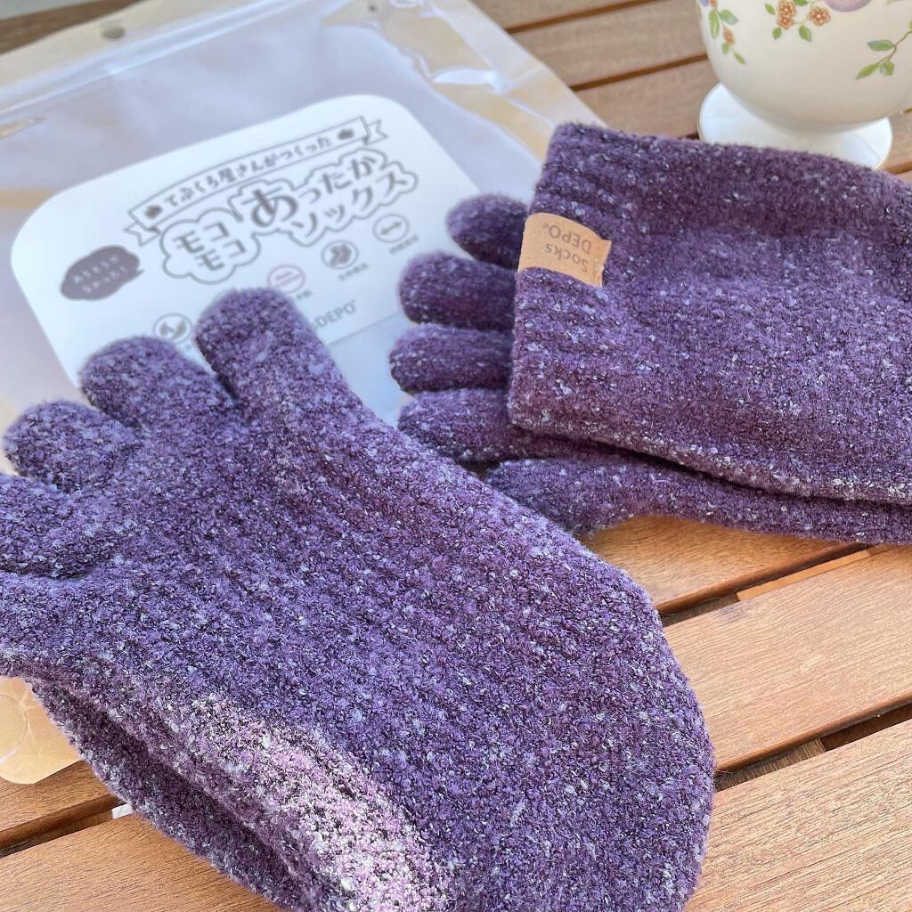 あやこ♡フォロバ100(投稿のある方) on LIPS 「〔てぶくろ屋さんが作った靴下〕最近寒すぎて手放せないのはあった..」(1枚目)