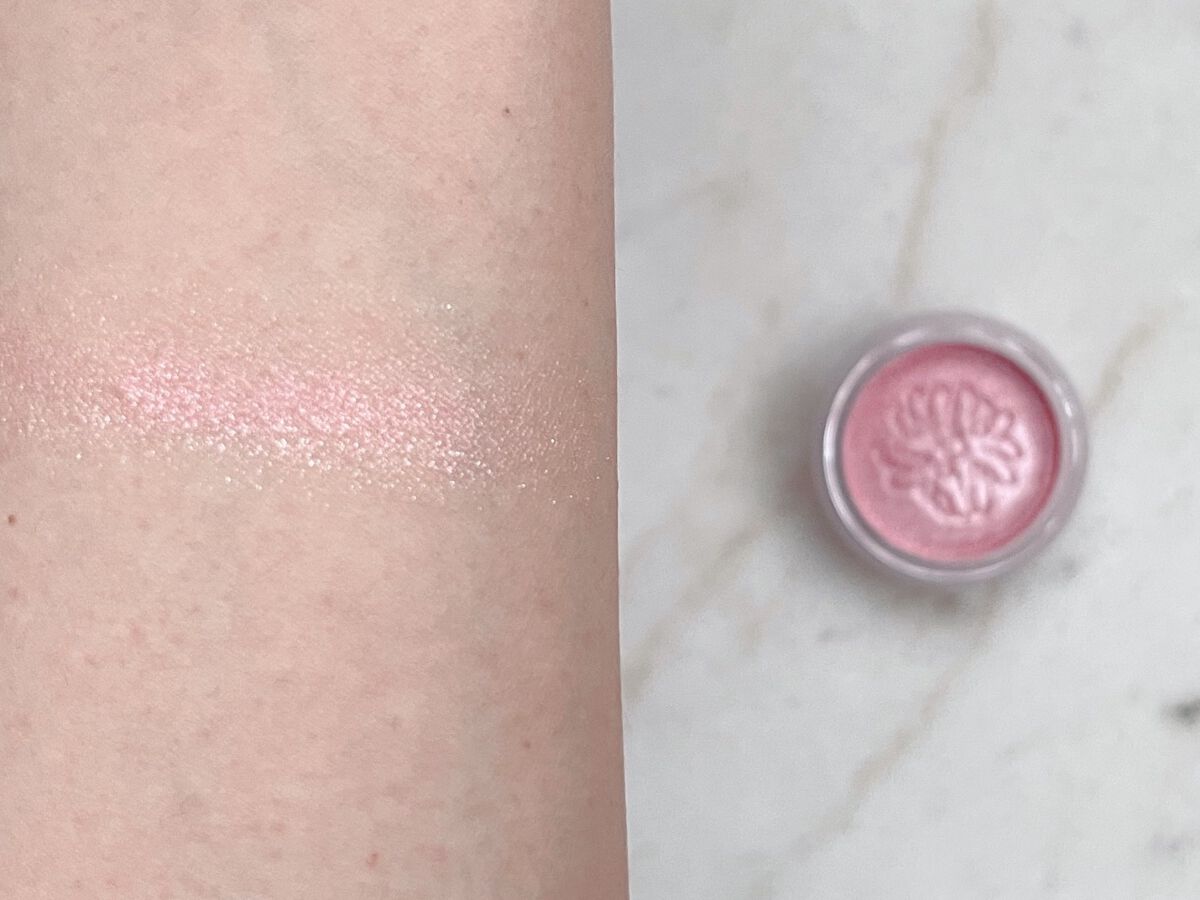 スパークリング アイカラー 02 ベッドタイム ストーリー/PAUL & JOE BEAUTE/単色アイシャドウを使ったクチコミ（2枚目）