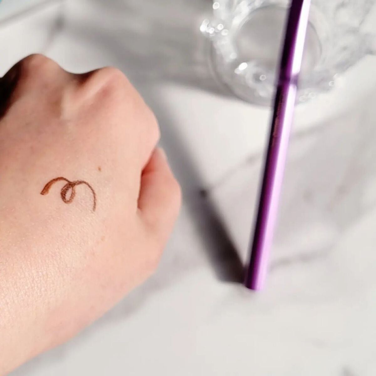 「密着アイライナー」ショート筆リキッド/デジャヴュ/リキッドアイライナーを使ったクチコミ(4枚目)