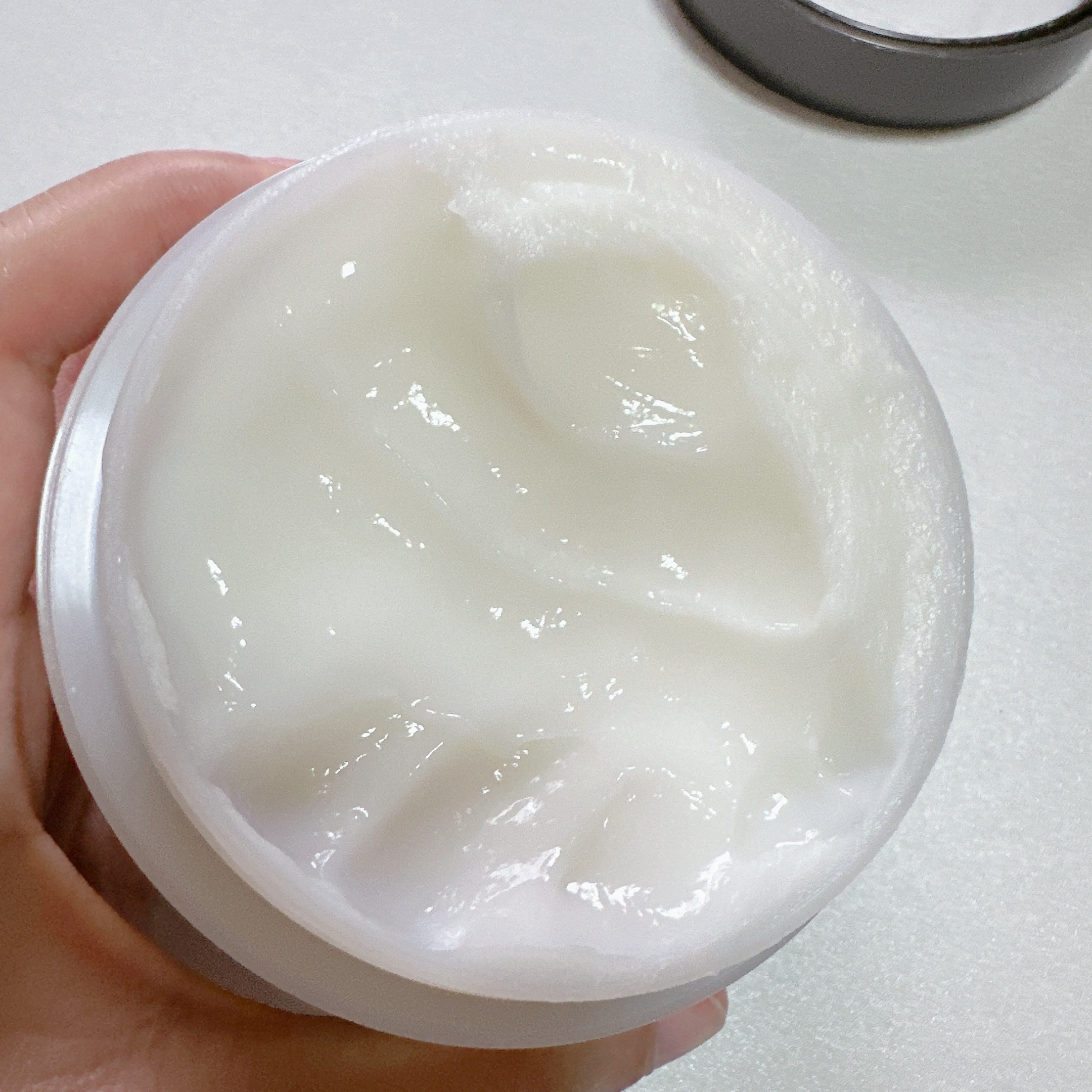  プリュスオー メロウリュクスマスク ジャータイプ/plus eau/ヘアマスク・ヘアパックを使ったクチコミ（3枚目）