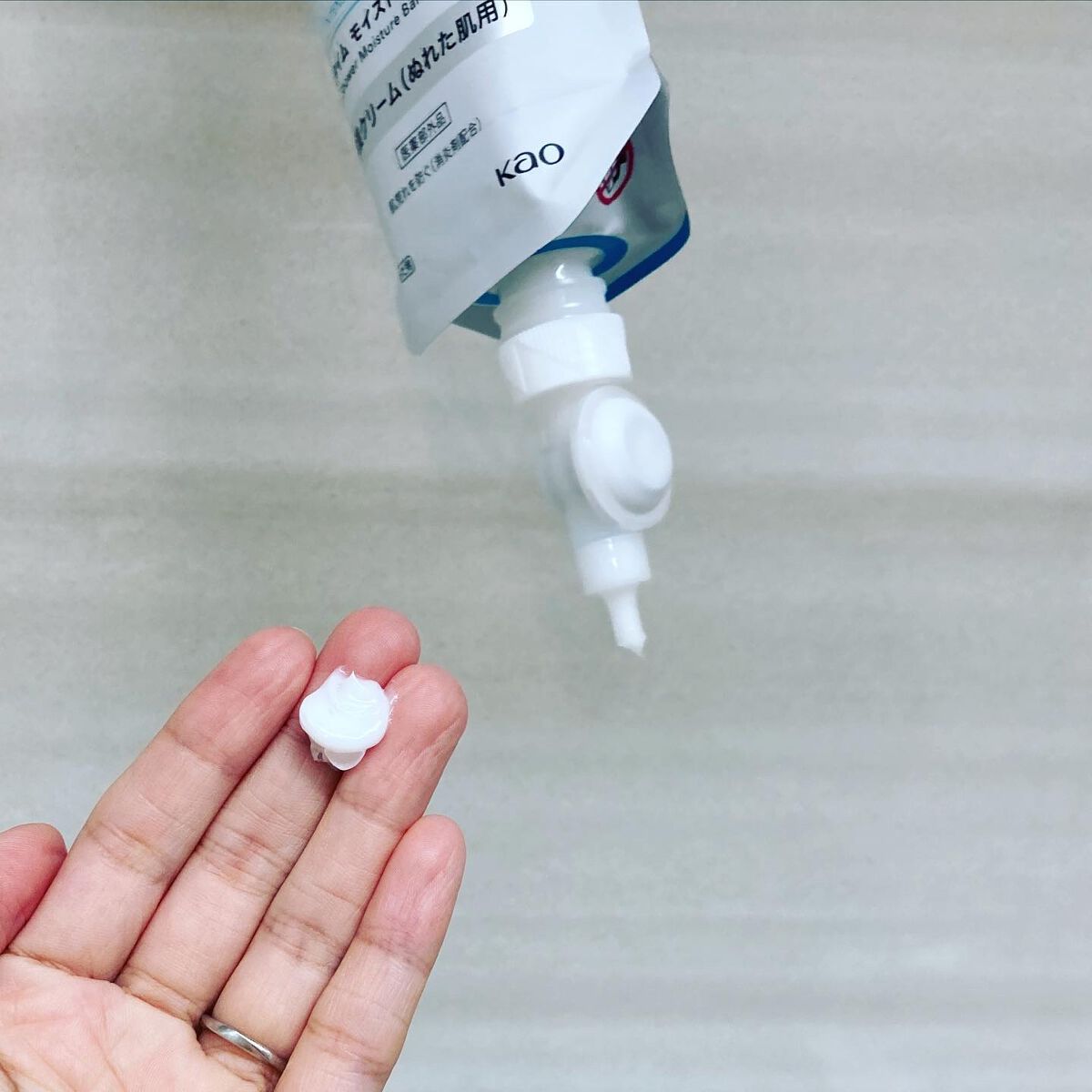 バスタイム モイストバリアクリーム/キュレル/ボディクリームを使ったクチコミ（3枚目）