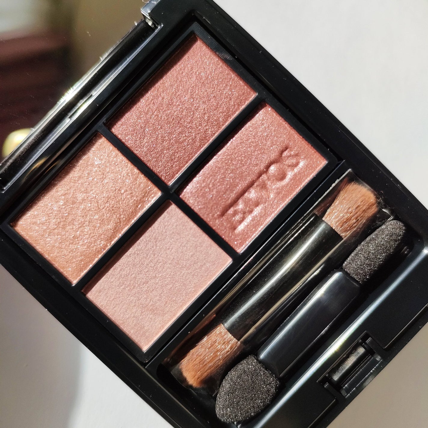 ミネラルクラッシィシャドー/エトヴォス/アイシャドウパレットを使ったクチコミ(8枚目)