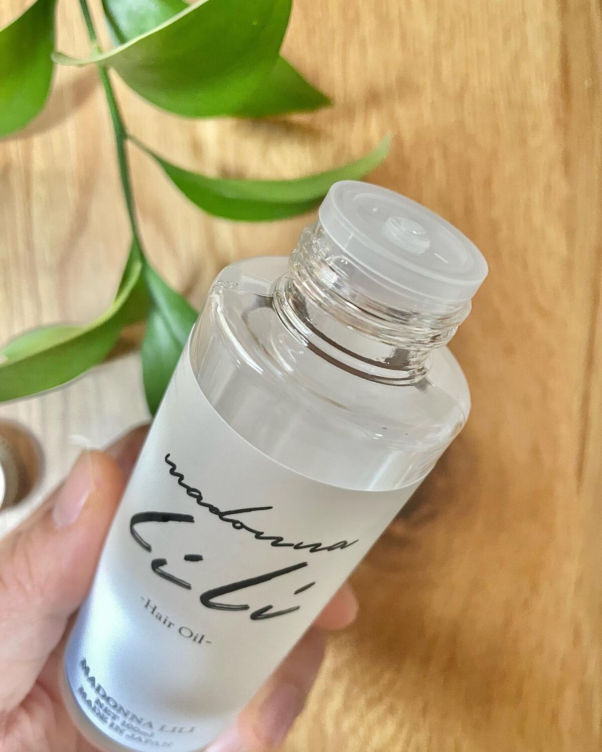 ananamargaret on LIPS 「マドンナリリ ヘアオイル✨✨のご紹介です🌸✨✨髪のための美容オ..」(2枚目)