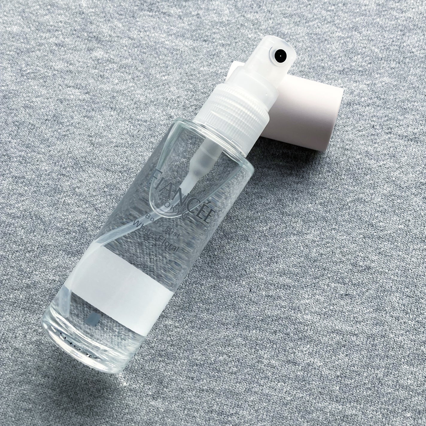 ボディミスト ホワイトフローラル/フィアンセ/香水(レディース)を使ったクチコミ(2枚目)