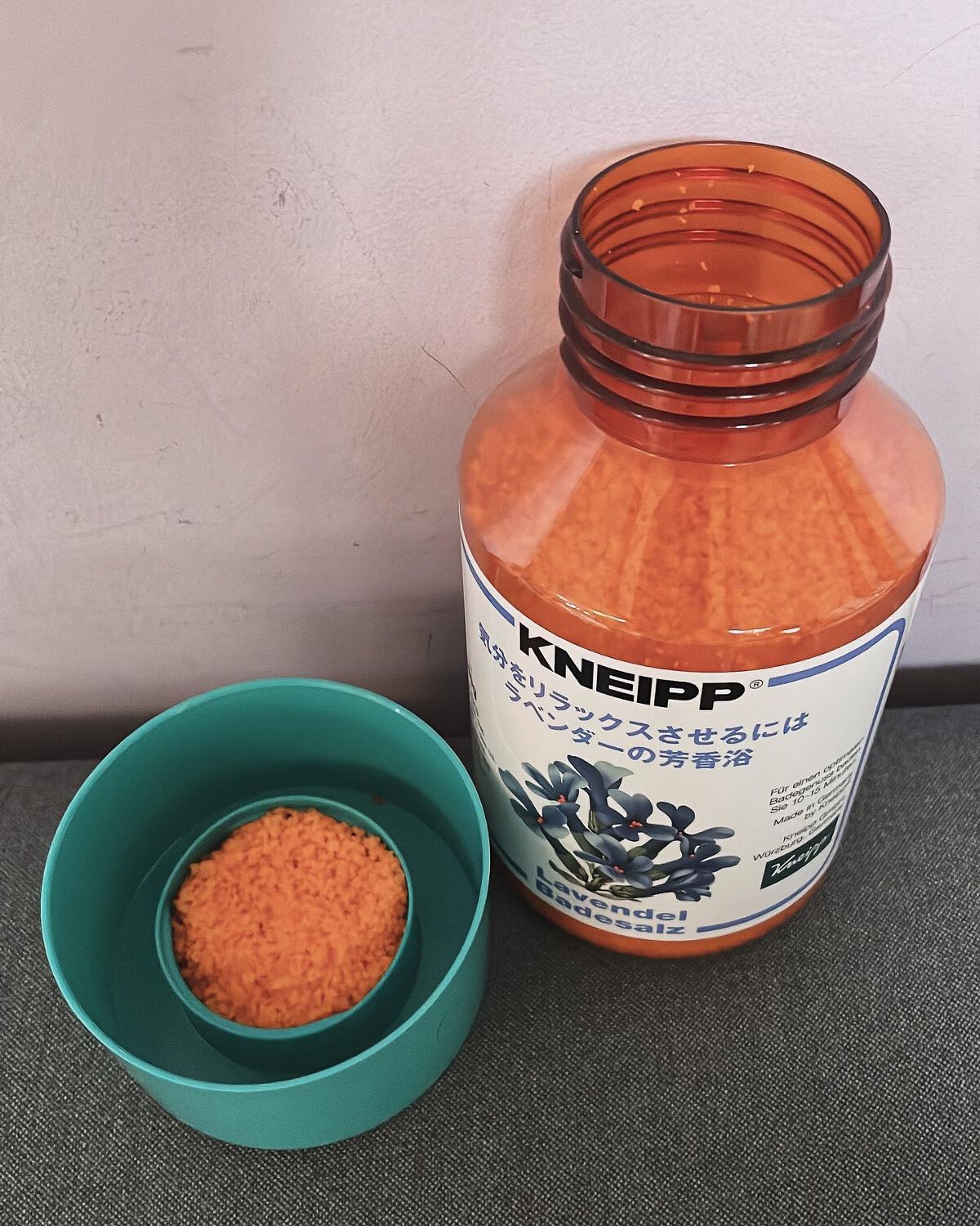 クナイプ バスソルト ラベンダーの香り/クナイプ/無機塩系入浴剤を使ったクチコミ（2枚目）