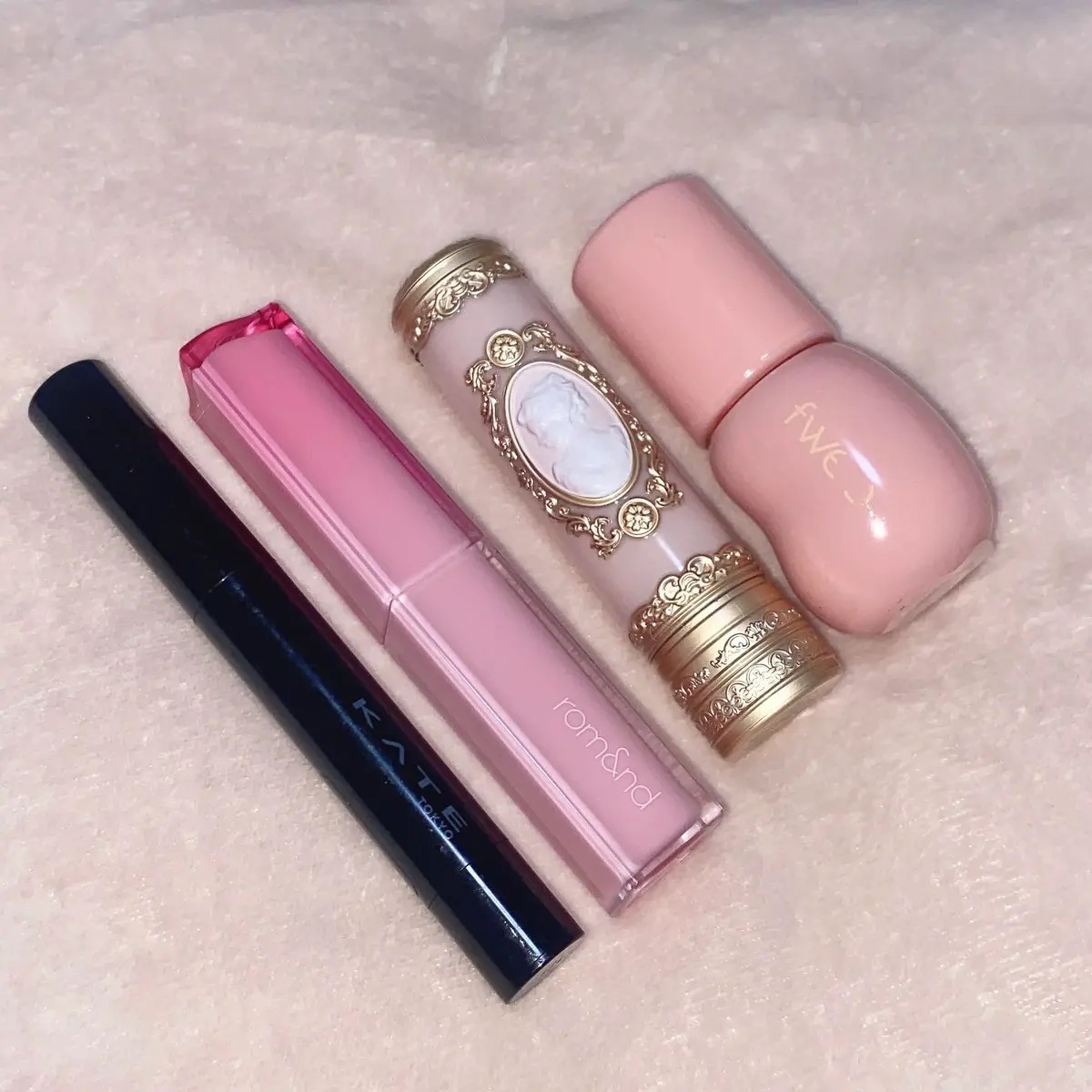 ケイト リップモンスター ツヤバース/KATE/口紅を使ったクチコミ（2枚目）