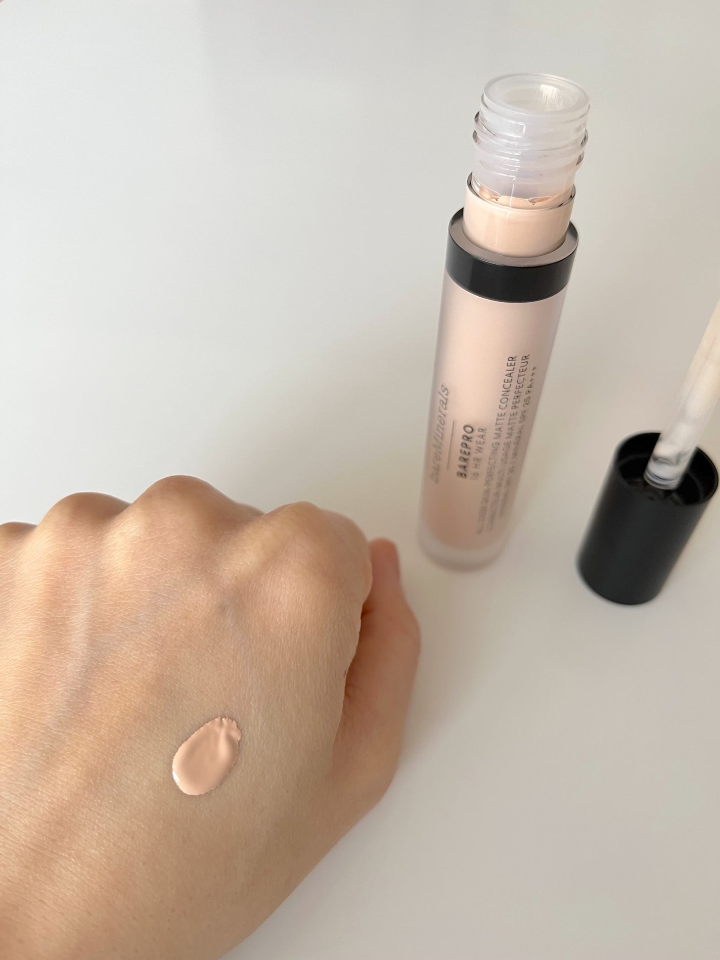 ベアプロ 16HR オールオーバー コンシーラー SPF25(PA+++)/bareMinerals/リキッドコンシーラーを使ったクチコミ(3枚目)