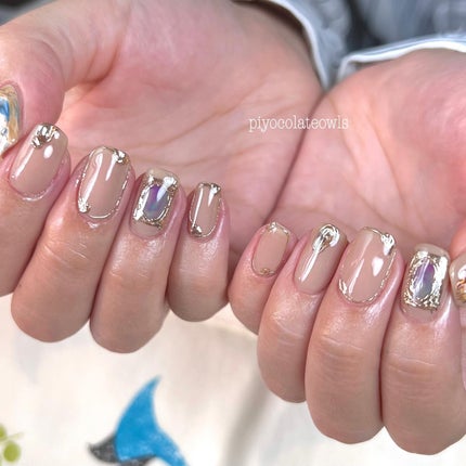 ぴよこれいと あうるす on LIPS 「ゴッホの自画像🎨フェルメールの真珠の耳飾りの熟女じゃない。少女..」(4枚目)