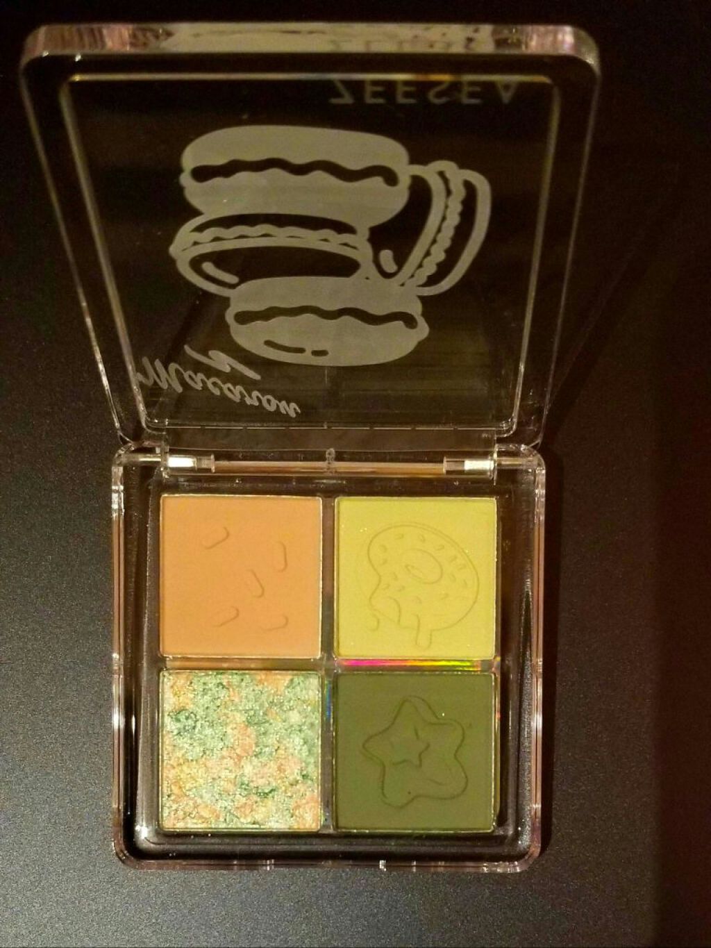 ZEESEAデザートコレクション４カラーアイシャドウパレット #03抹茶マカロン/ZEESEA/アイシャドウパレットを使ったクチコミ（3枚目）