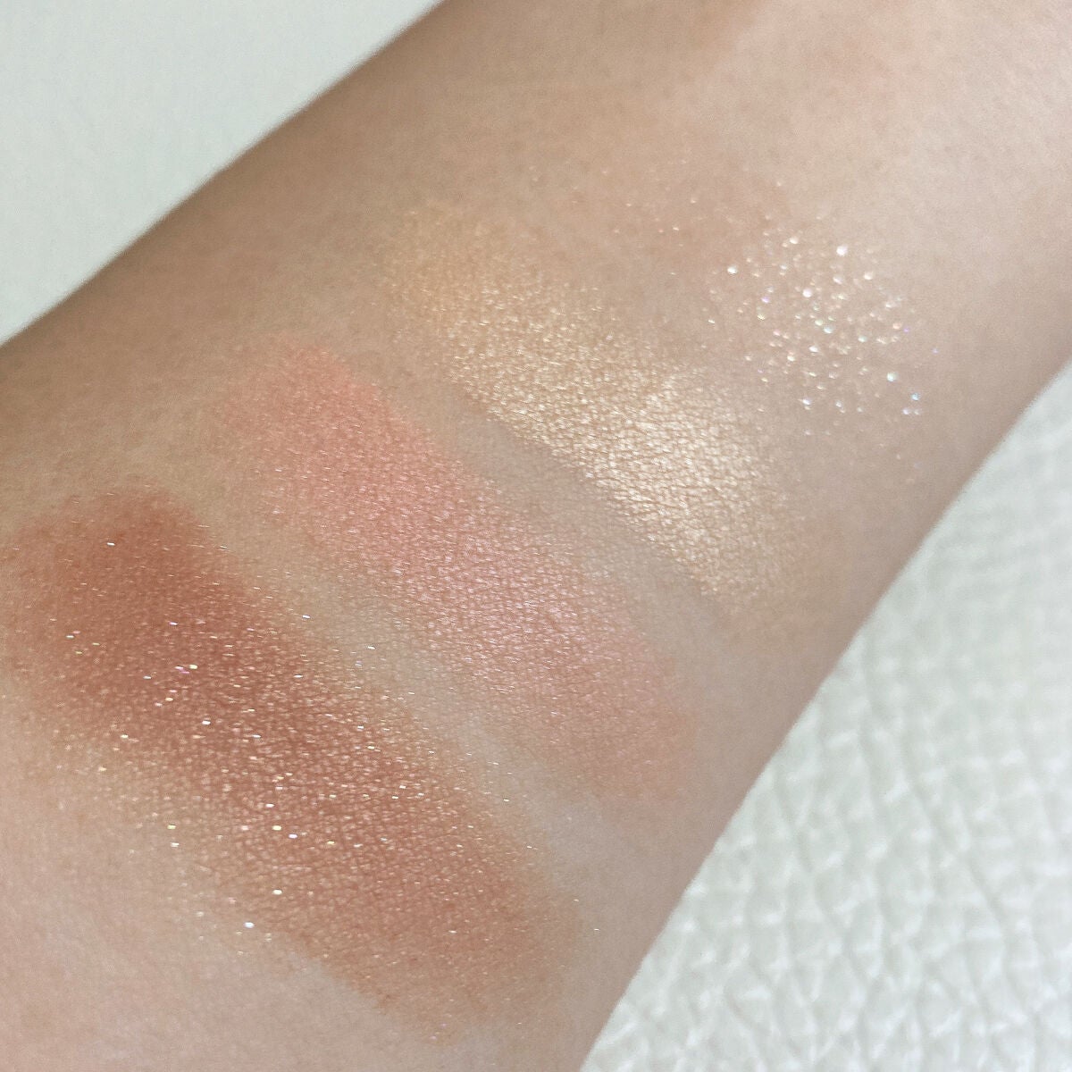 ベージュトーンアイシャドウ/CEZANNE/アイシャドウパレットを使ったクチコミ(3枚目)