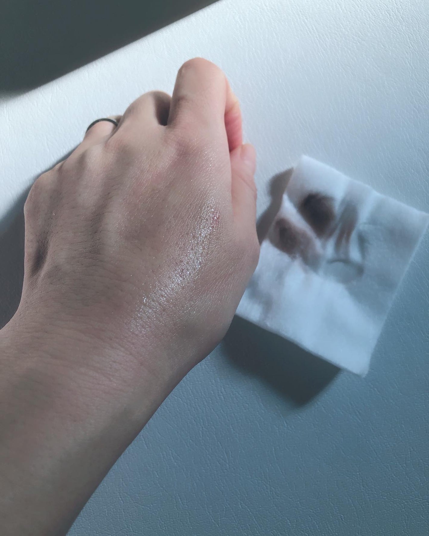 キュレル 潤浸保湿 乳液ケアメイク落とし/キュレル/ミルククレンジングを使ったクチコミ(4枚目)