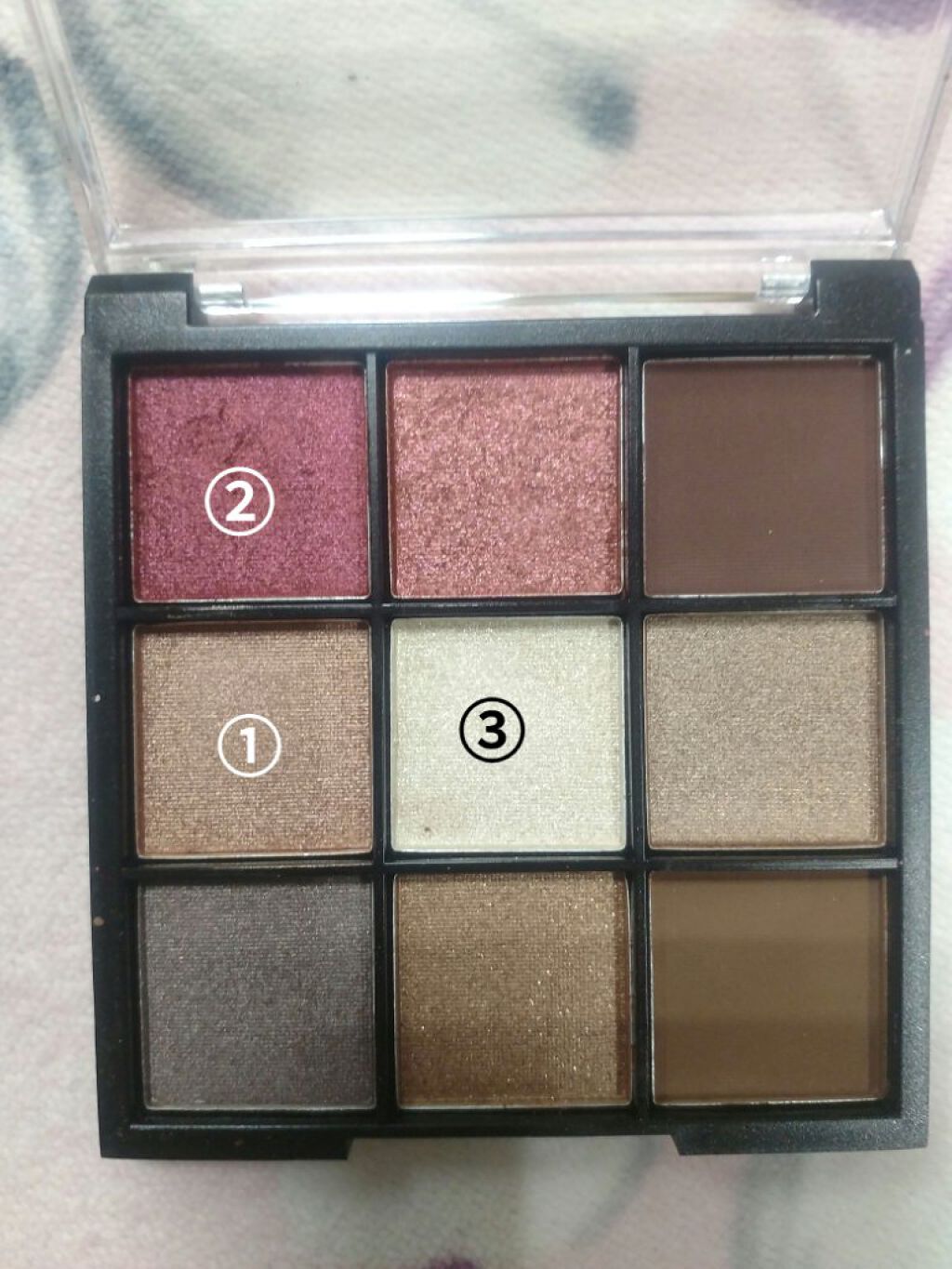 UR GLAM　BLOOMING EYE COLOR PALETTE/U R GLAM/アイシャドウパレットを使ったクチコミ（3枚目）