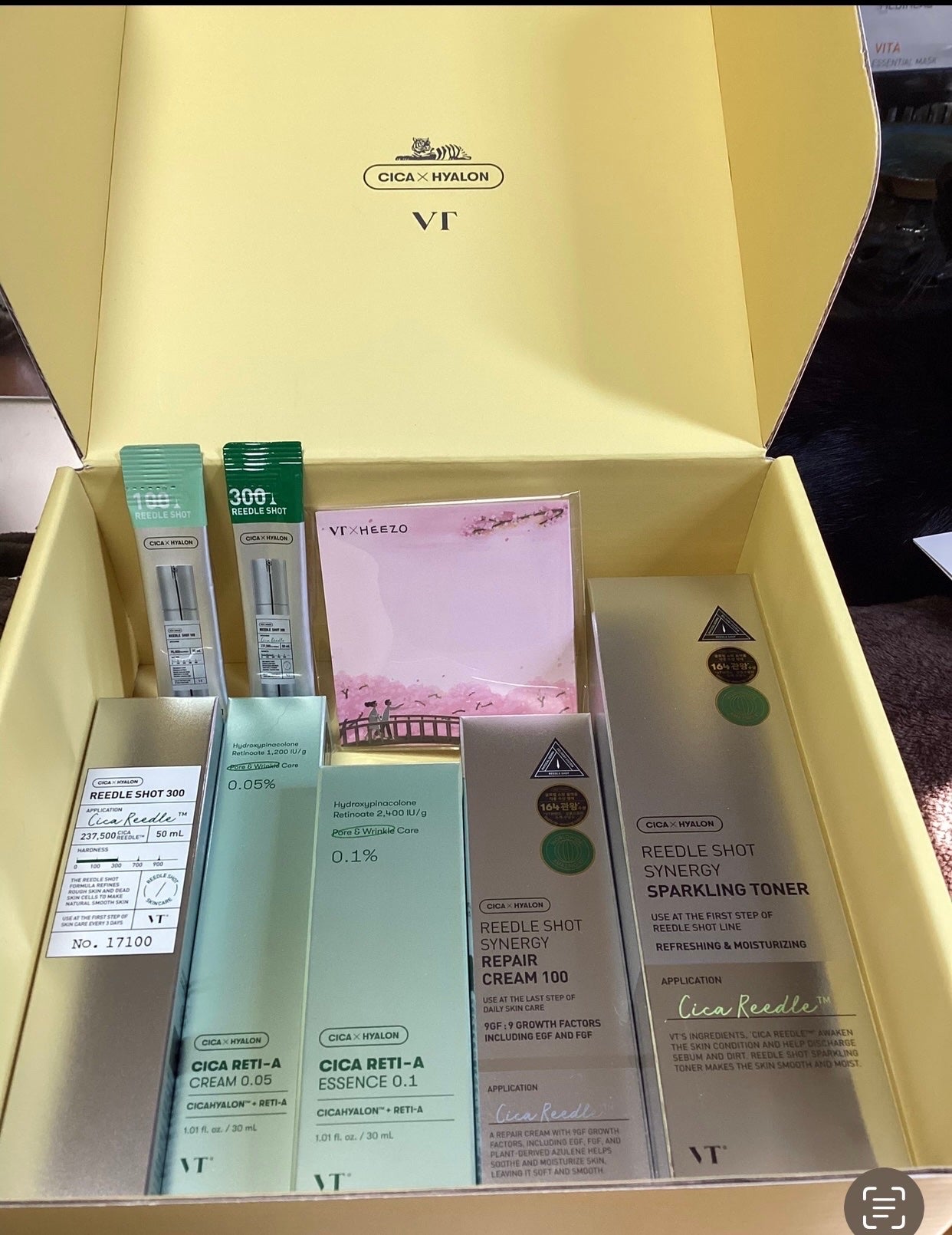 Rie Nakamura on LIPS 「リードルショット300買いましたメガ割でリードルショットの毛穴..」(1枚目)