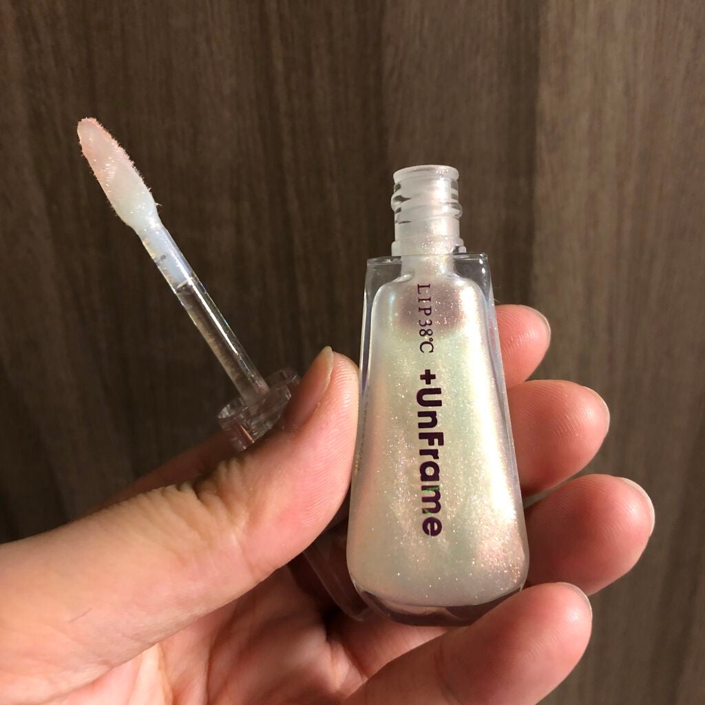 38°C / 99°F リップトリートメント (リップ美容液)/UZU BY FLOWFUSHI/リップケアを使ったクチコミ(1枚目)